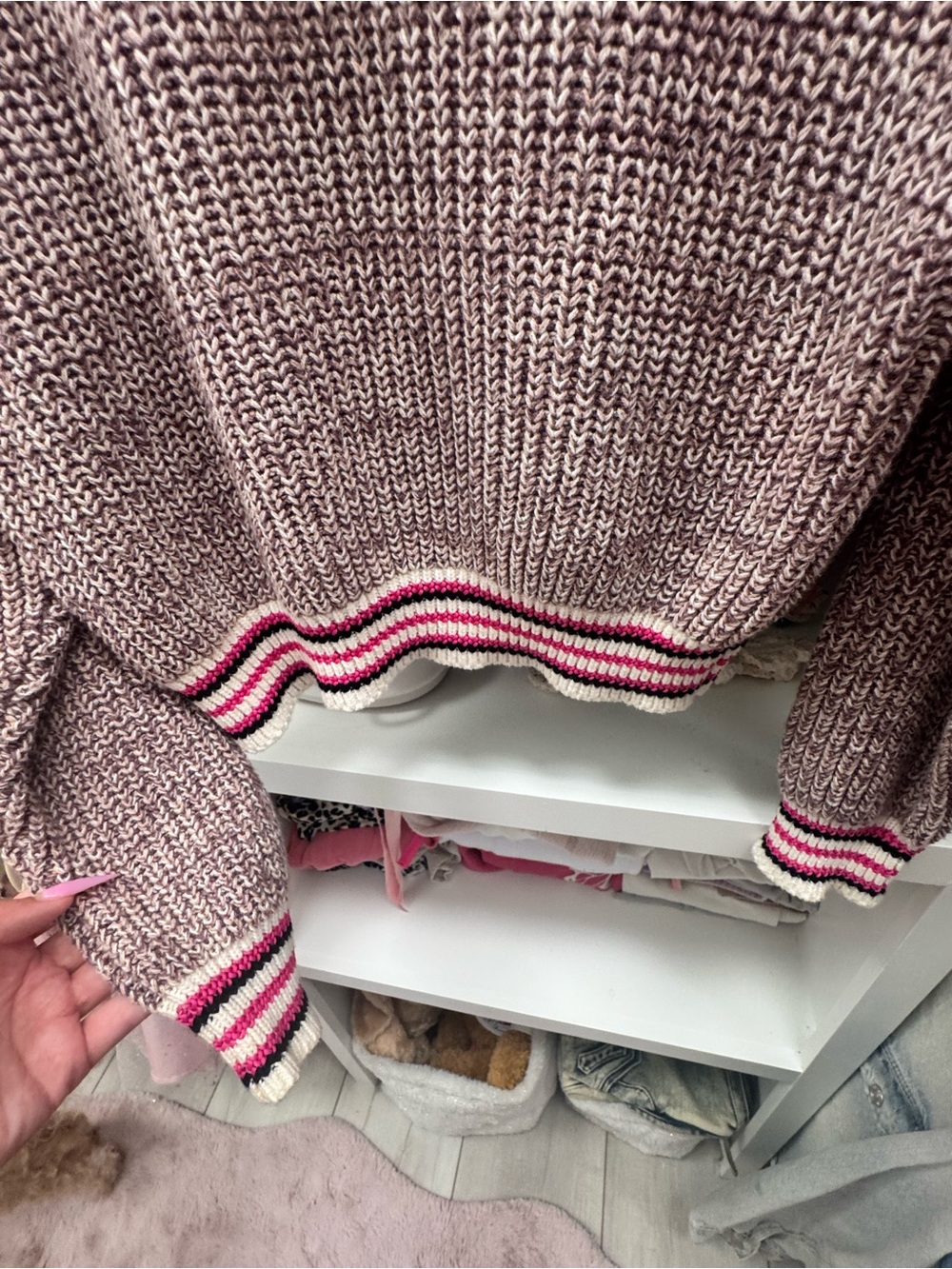 Express Sweater - Picture 2 of 4